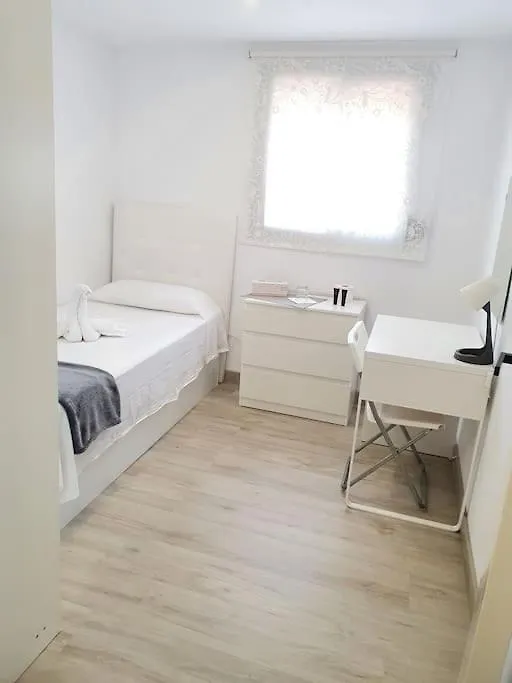 הוספיטלט דה יוברגאט Habitaciones Bonitas Y Comodas
