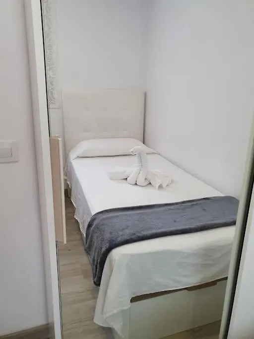 הוספיטלט דה יוברגאט Habitaciones Bonitas Y Comodas הוספיטלט דה יוברגאט